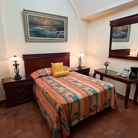 Hotel Antigua Casa De Piedra San Miguel de Allende Dış mekan fotoğraf