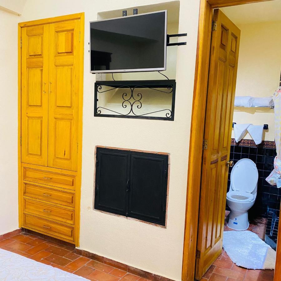 Hotel Antigua Casa De Piedra San Miguel de Allende Dış mekan fotoğraf