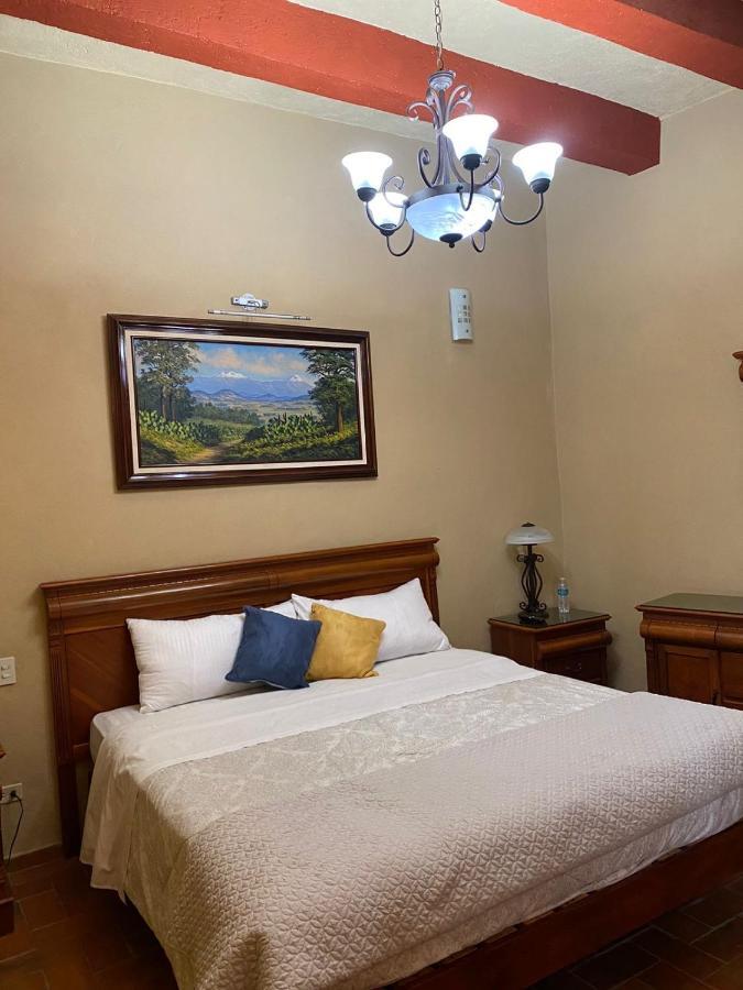 Hotel Antigua Casa De Piedra San Miguel de Allende Dış mekan fotoğraf