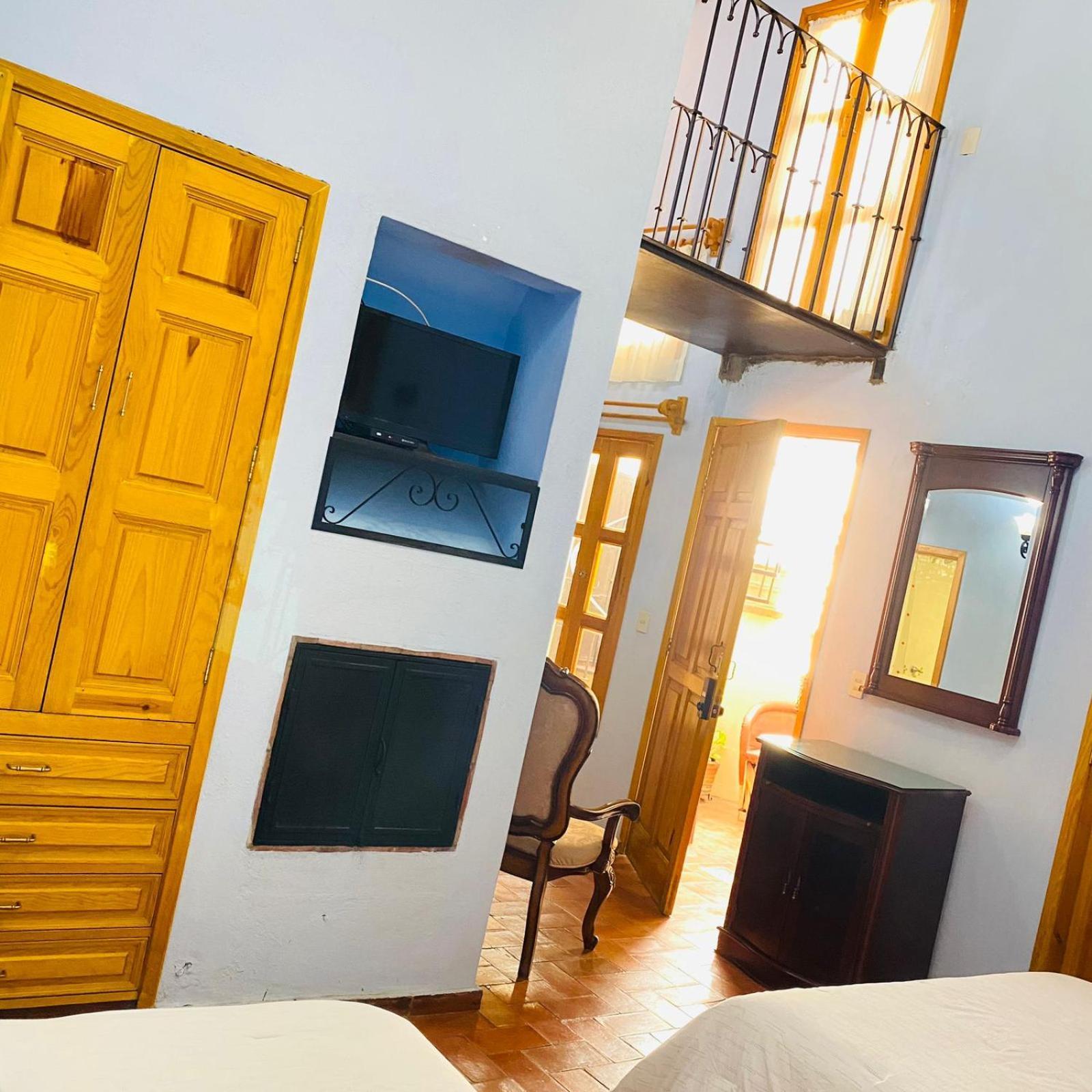 Hotel Antigua Casa De Piedra San Miguel de Allende Dış mekan fotoğraf
